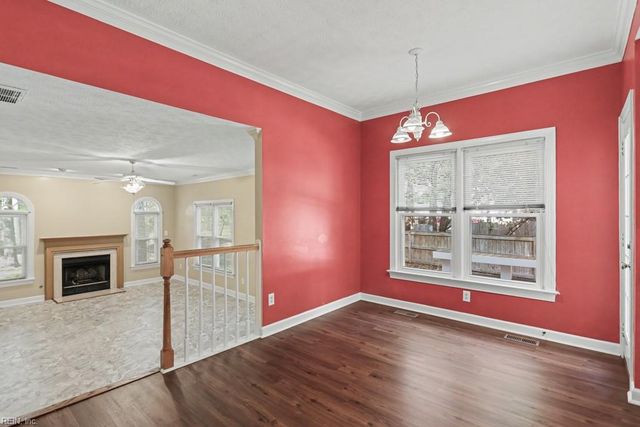 104 Compass CT, Yorktown, VA 23693