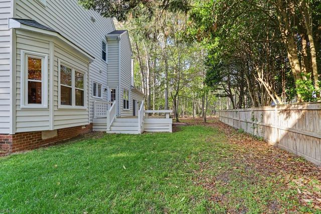 104 Compass CT, Yorktown, VA 23693