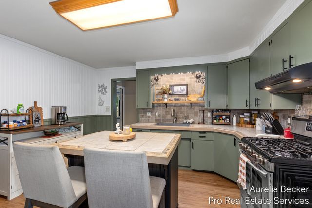 139 S Vosper Street, Saranac, MI 48881