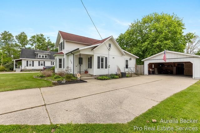 139 S Vosper Street, Saranac, MI 48881