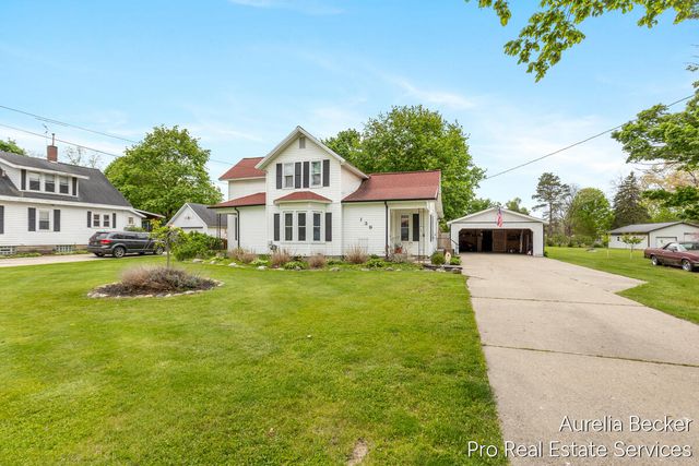 139 S Vosper Street, Saranac, MI 48881