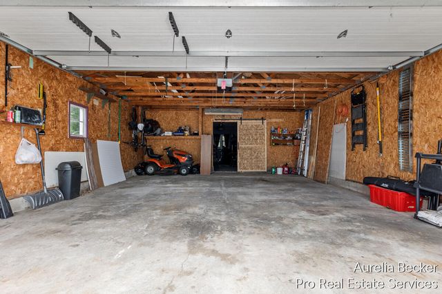 139 S Vosper Street, Saranac, MI 48881