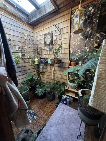 206 Topspin DR, Spicewood, TX 78669