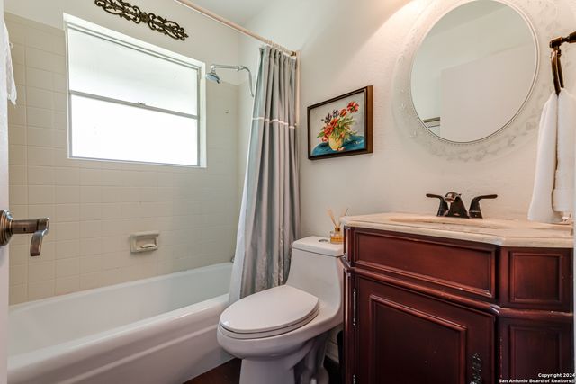 8651 Bindseil Ln, San Antonio, TX 78266