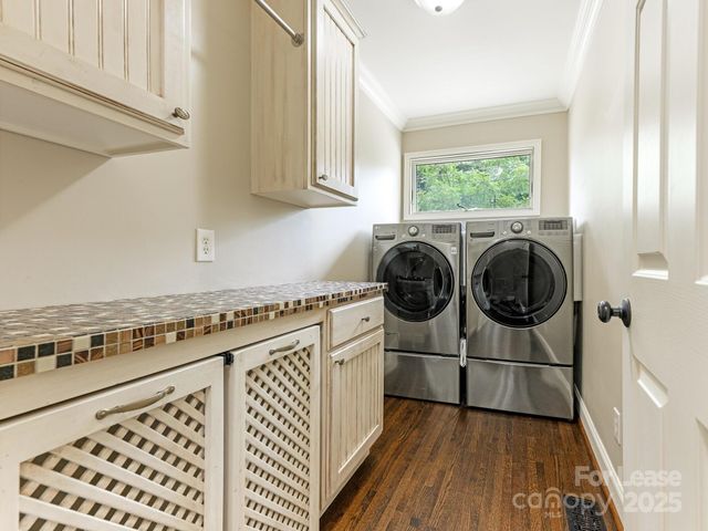 1174 Robinhood Circle, Charlotte, NC 28227