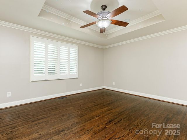 1174 Robinhood Circle, Charlotte, NC 28227