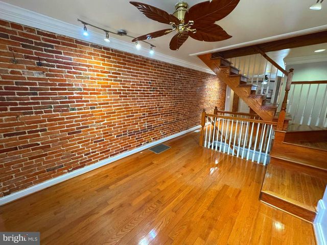 1303 W CROSS ST W, Baltimore, MD 21223