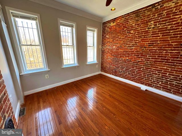 1303 W CROSS ST W, Baltimore, MD 21223