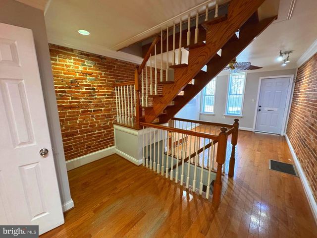 1303 W CROSS ST W, Baltimore, MD 21223