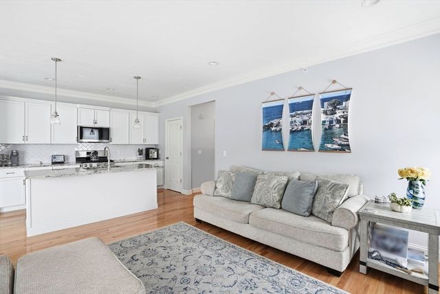 1 Sunflower Way, Plymouth, MA 02360