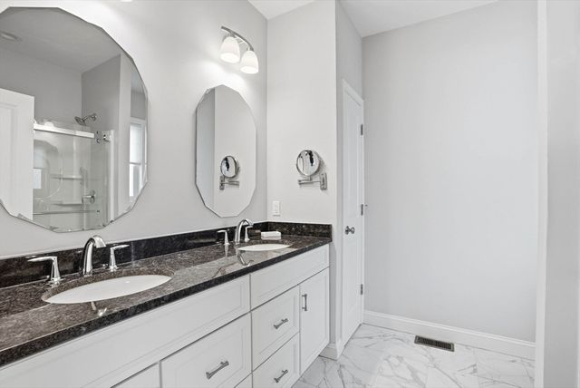 1 Sunflower Way, Plymouth, MA 02360