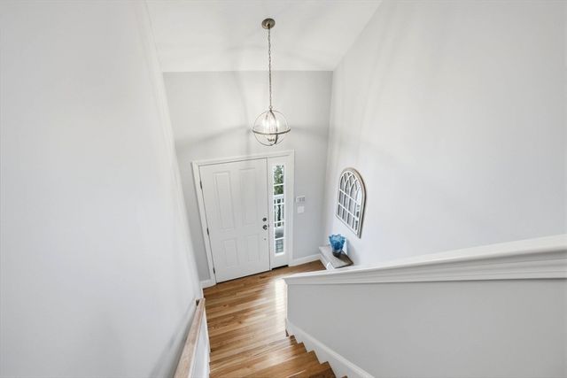 1 Sunflower Way, Plymouth, MA 02360