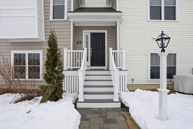1 Sunflower Way, Plymouth, MA 02360