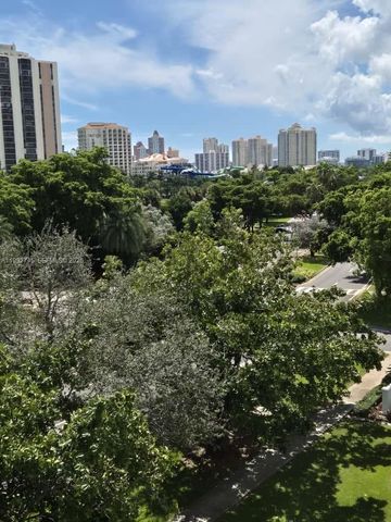 20400 W Country Club Dr 605, Aventura, FL 33180