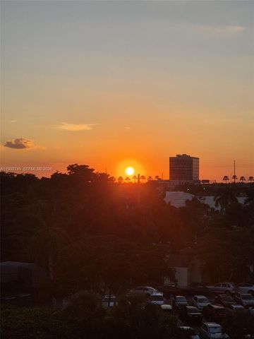 20400 W Country Club Dr 605, Aventura, FL 33180