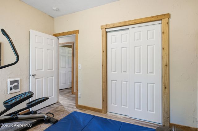 24554 N Estates DR, Athol, ID 83801
