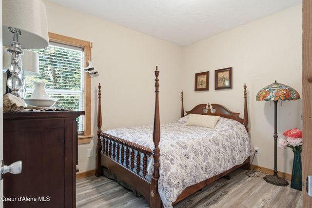 24554 N Estates DR, Athol, ID 83801