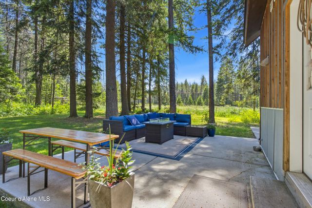 24554 N Estates DR, Athol, ID 83801