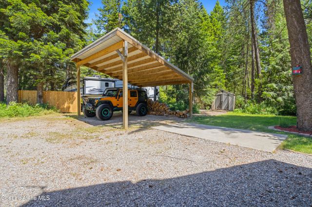 24554 N Estates DR, Athol, ID 83801