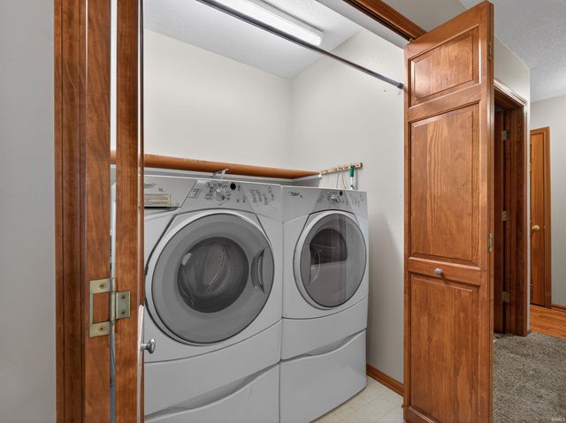 8523 Wyss Meadows Drive, Fort Wayne, IN 46819