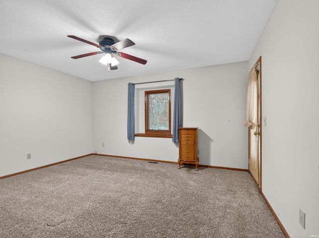 8523 Wyss Meadows Drive, Fort Wayne, IN 46819