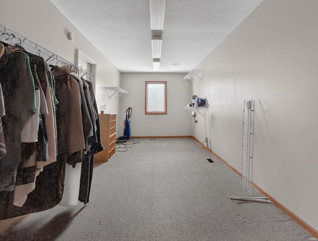 8523 Wyss Meadows Drive, Fort Wayne, IN 46819