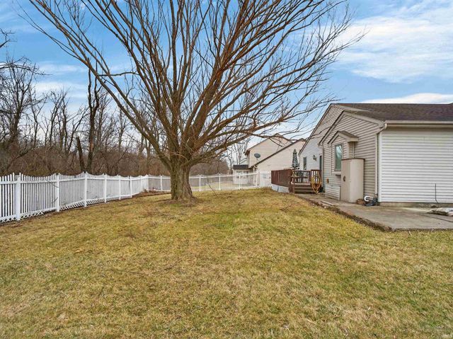 8523 Wyss Meadows Drive, Fort Wayne, IN 46819