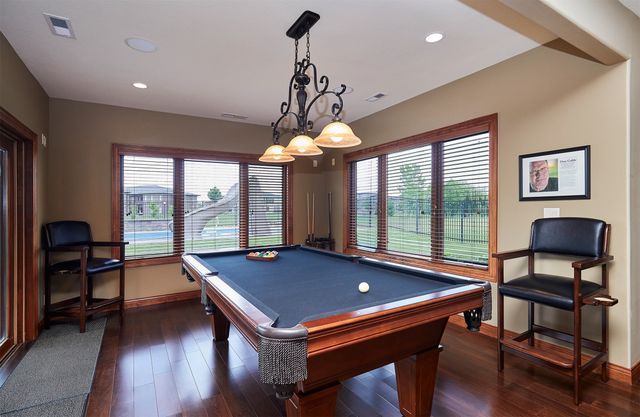 9127 NW 72nd Circle, Johnston, IA 50131