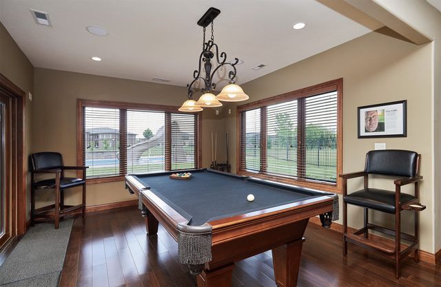 9127 NW 72nd Circle, Johnston, IA 50131