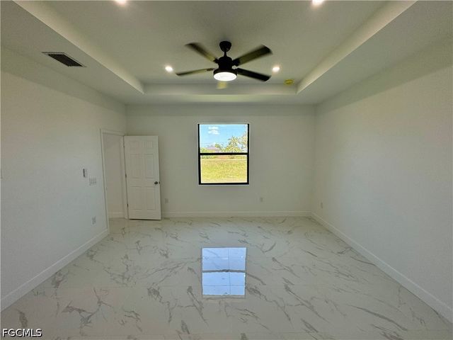 1208 NW 25th PL, Cape Coral, FL 33993