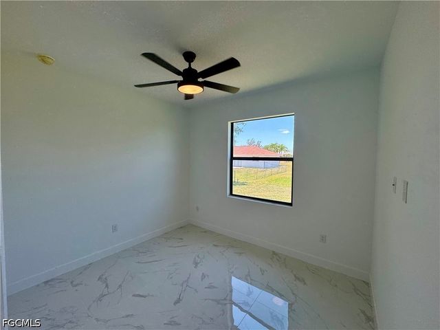 1208 NW 25th PL, Cape Coral, FL 33993
