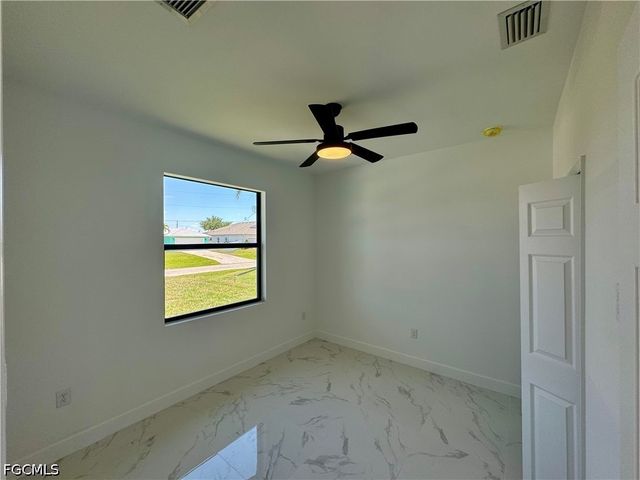 1208 NW 25th PL, Cape Coral, FL 33993