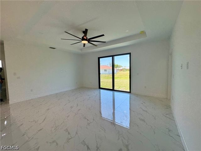 1208 NW 25th PL, Cape Coral, FL 33993