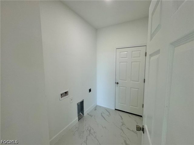 1208 NW 25th PL, Cape Coral, FL 33993