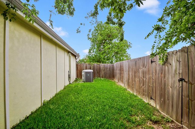 4508 Stanford Court, Houston, TX 77041