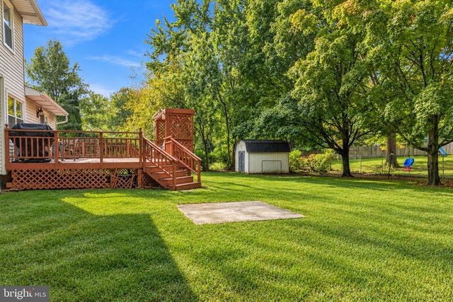 1071 HUGHES DR, Hamilton, NJ 08690