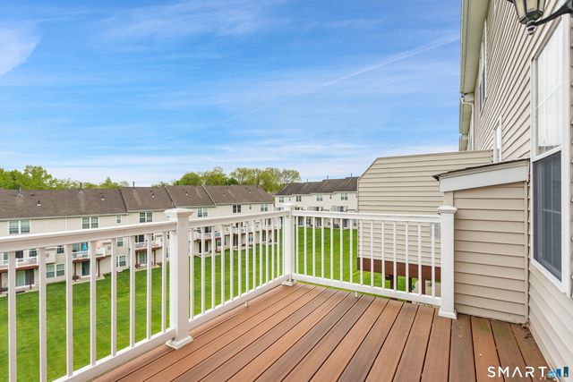 701 Sienna Drive 701, Danbury, CT 06810