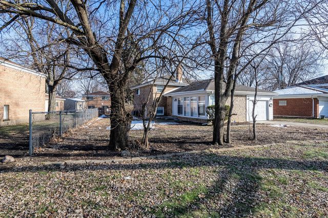16039 Marion Drive, South Holland, IL 60473