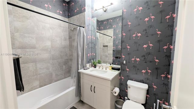 2879 Gin Berry Way, West Palm Beach, FL 33401