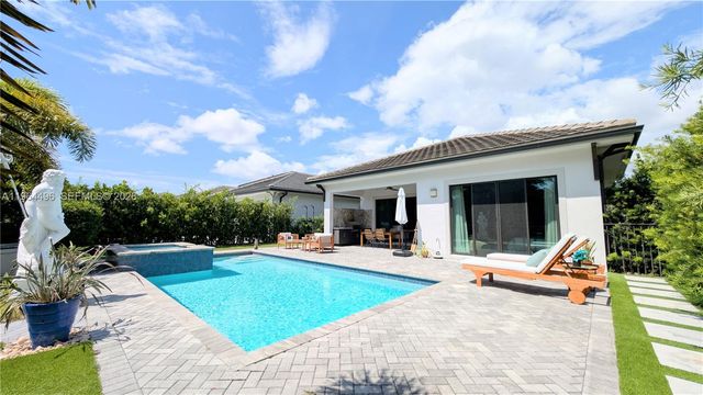 2879 Gin Berry Way, West Palm Beach, FL 33401