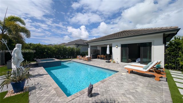 2879 Gin Berry Way, West Palm Beach, FL 33401