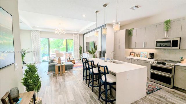 2879 Gin Berry Way, West Palm Beach, FL 33401