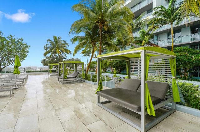 2960 NE 207th St 1108, Miami, FL 33180