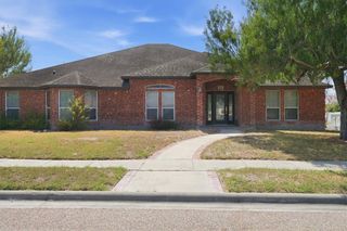 4201 Lake Apache Dr, Corpus Christi, TX 78413