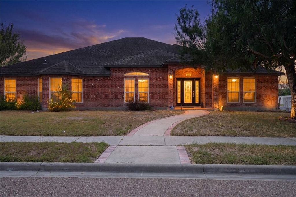 4201 Lake Apache Dr, Corpus Christi, TX 78413 — photo 4