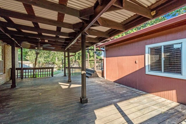 11841 Lakeview Manor Drive, Willis, TX 77318