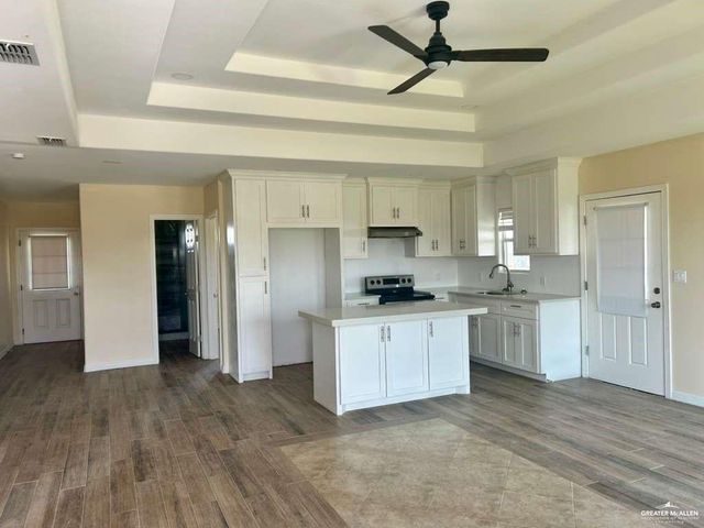 2203 N 109th Street, Alton, TX 78573