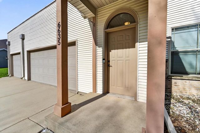 6635 Windsor Commons Avenue, Windsor, WI 53598