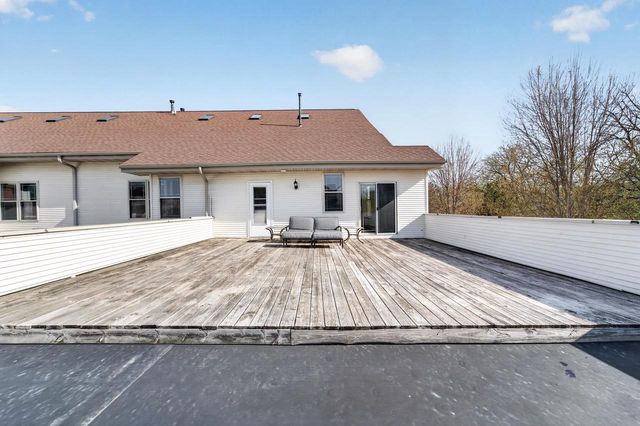 6635 Windsor Commons Avenue, Windsor, WI 53598