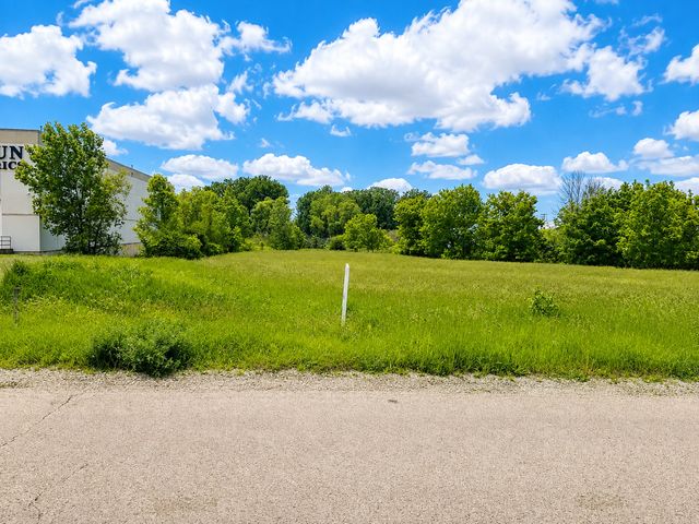 Lot 2 Commercial Street, Richmond, IL 60071